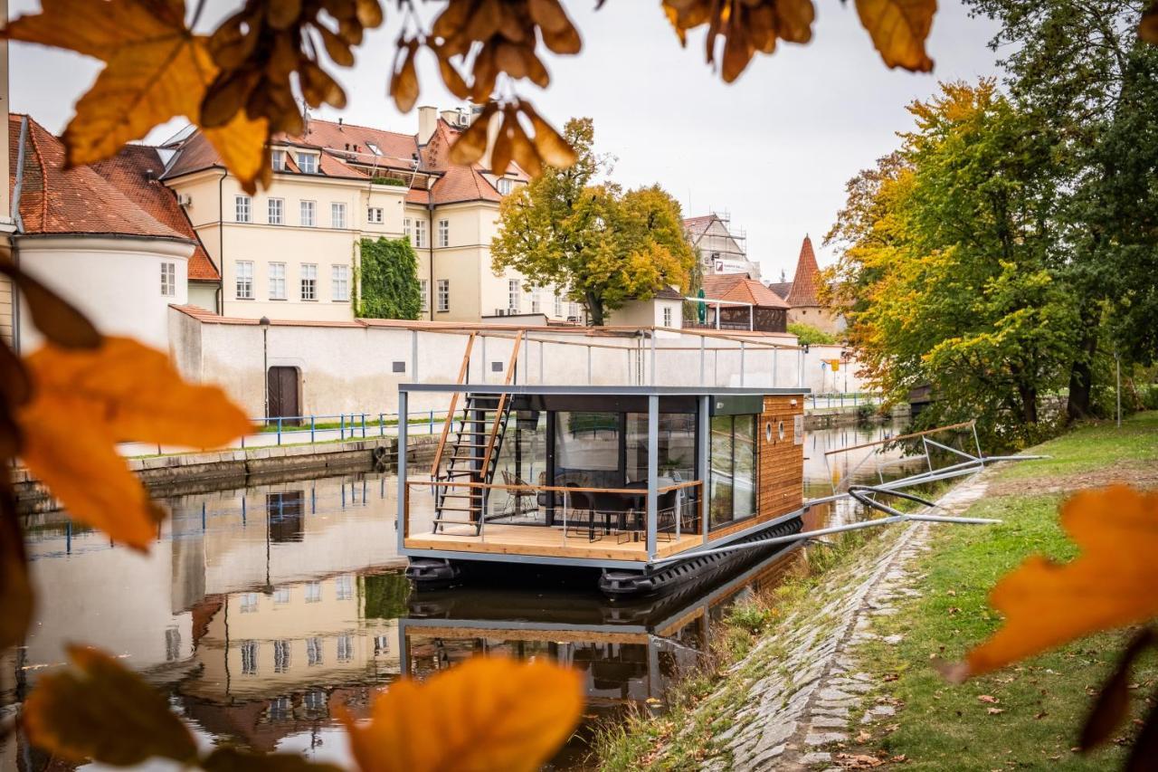 Rezidence Malse - Unikatni Apartmany Na Vode Ceske Budejovice Eksteriør billede